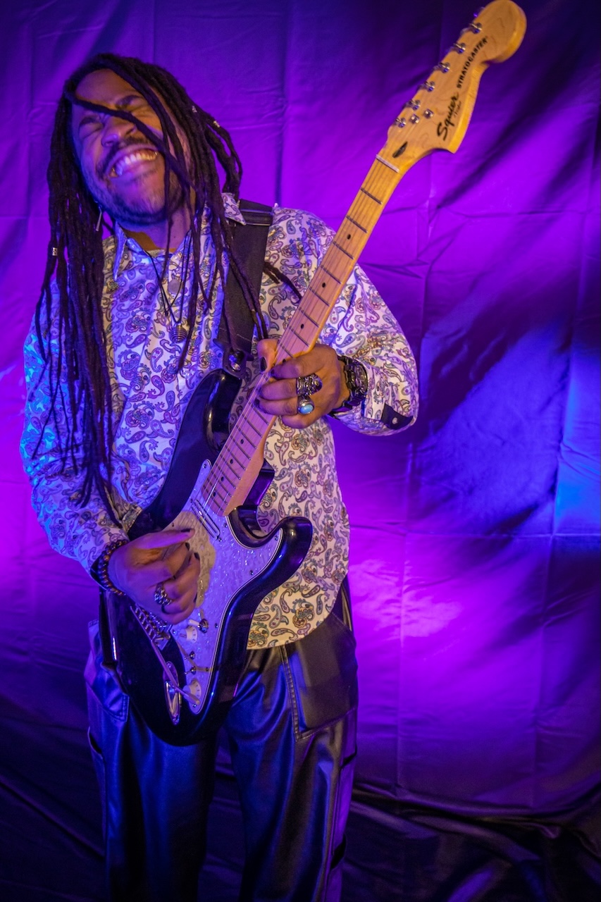 Benjamin Michael Faye (Guitars, Backing Vocals)